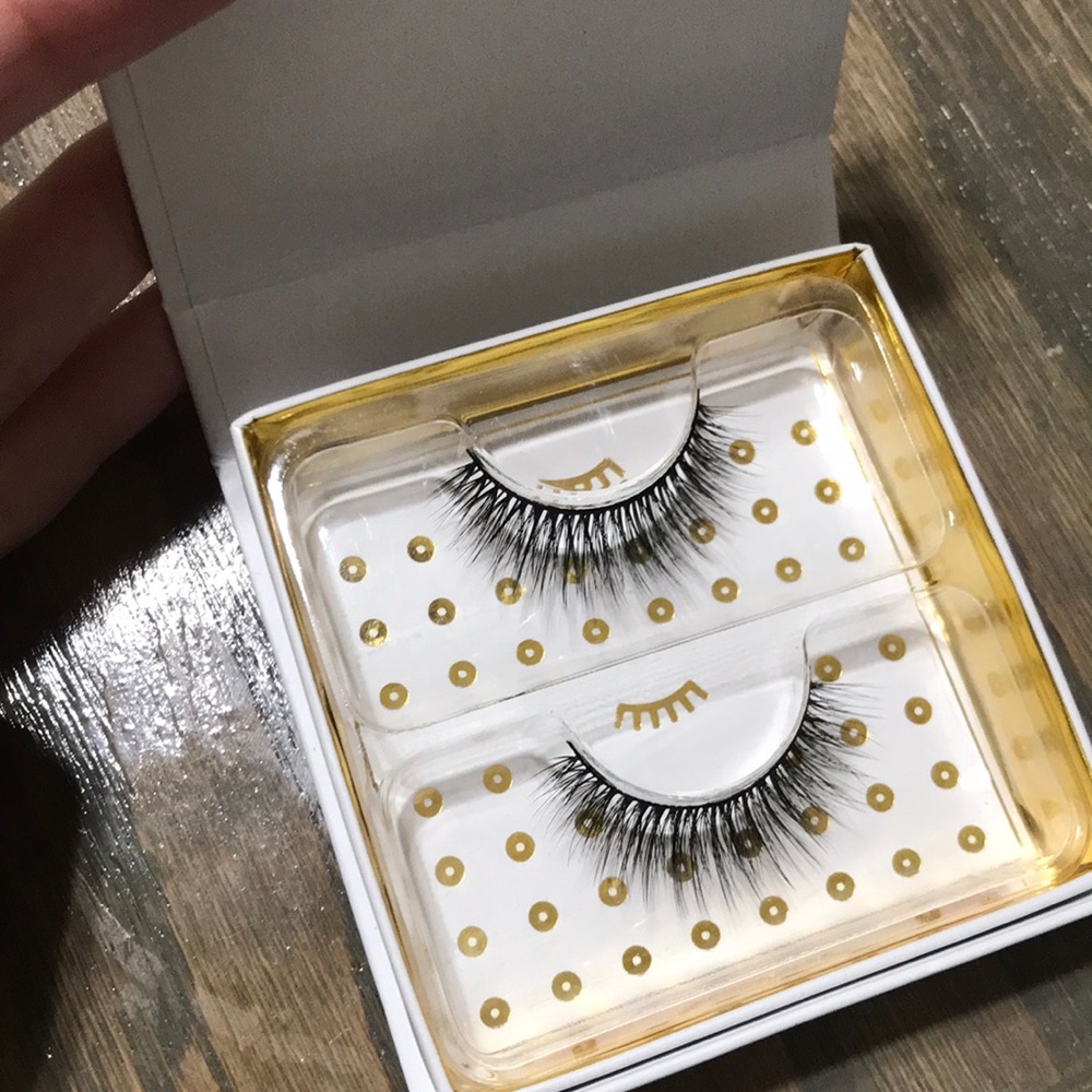 Battington Lashes - Monroe